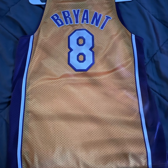 kobe jersey #8 - Picture 2 of 2
